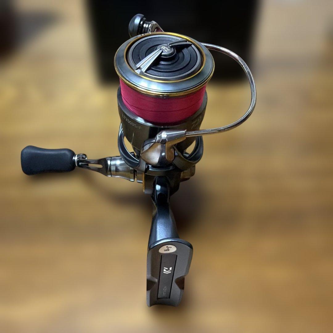 新品未使用　ダイワ23エアリティLT2000S-P