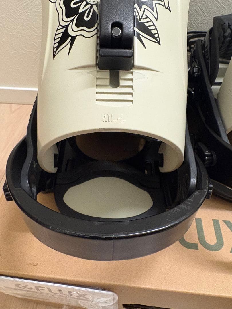 Flux XF 21-22モデル　Mサイズ