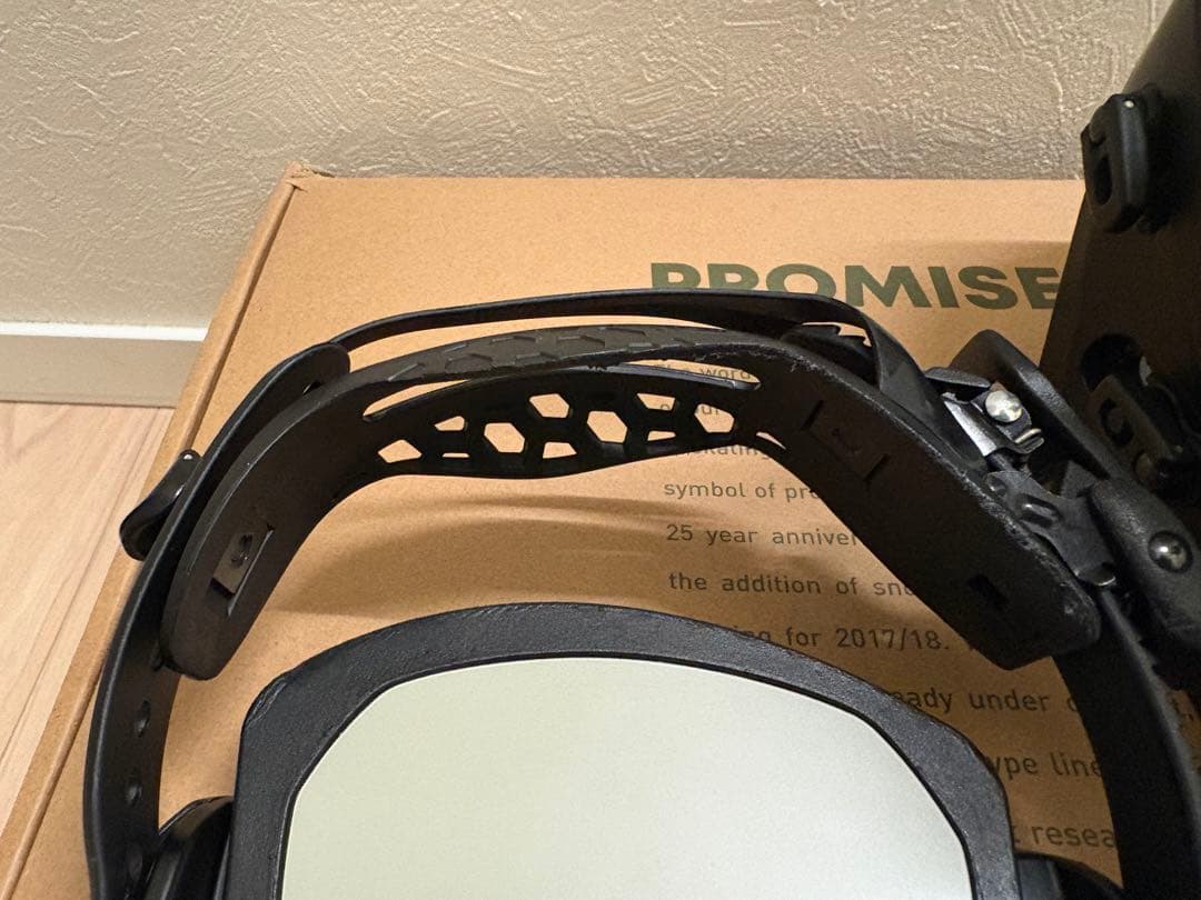 Flux XF 21-22モデル　Mサイズ