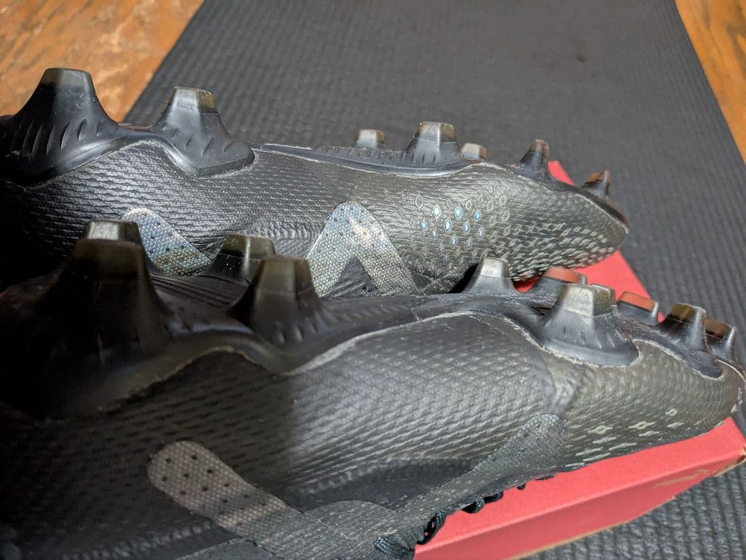 フューチャー　アルティメット　FG/AG 26.0cm