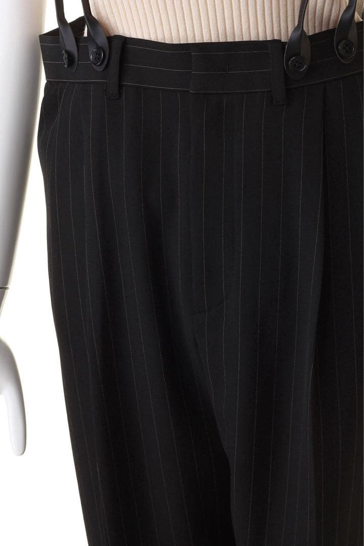 新品未使用品❣️Curensologyカレンソロジー　サスペンダーパンツ