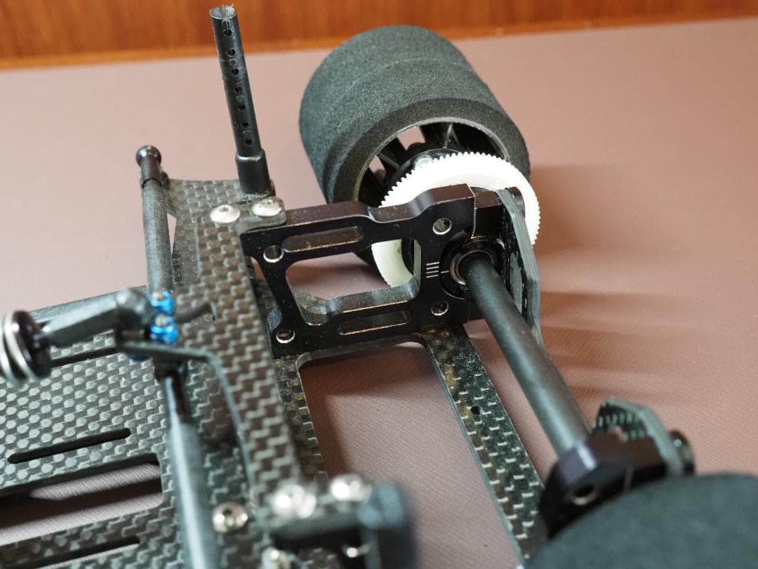 ラジコン 1/12レーシングカー トゥエルブ DDドライブ - メルカリ