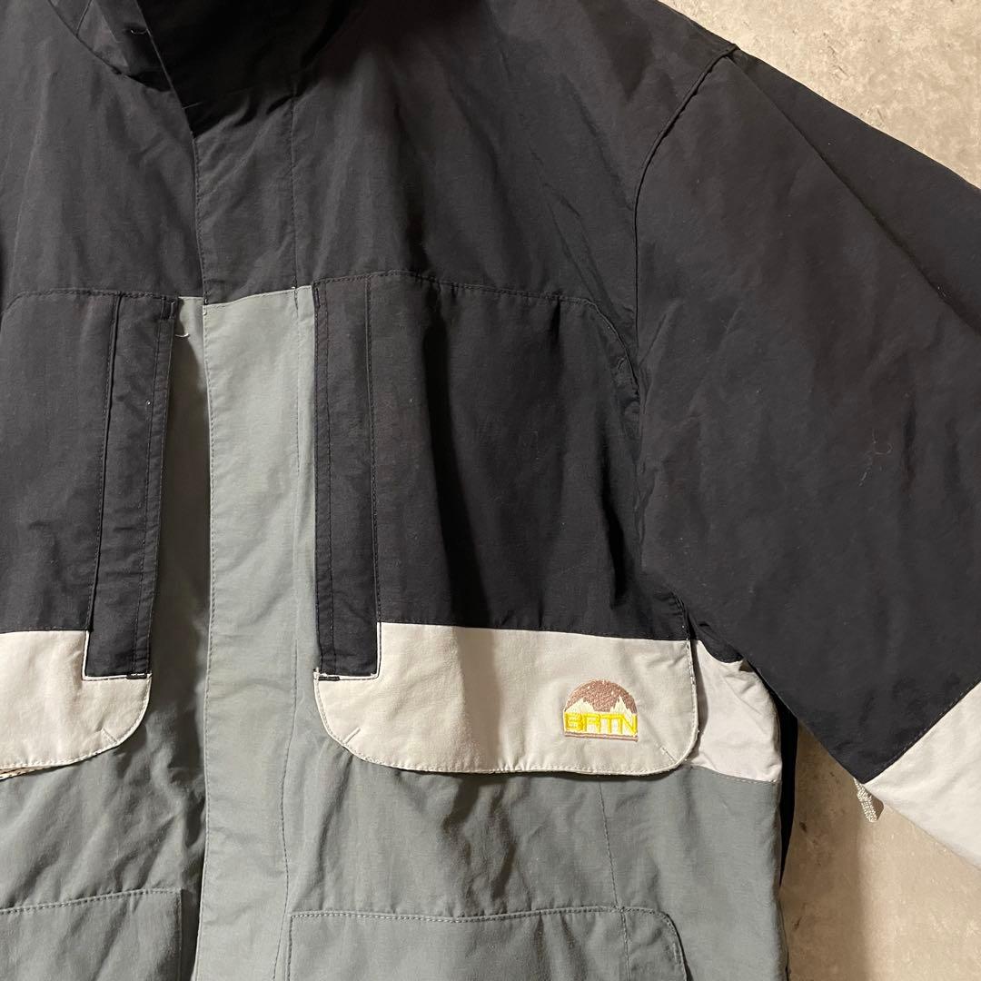 Burtonバートンスキーウェアスノーボードジャケット黒ブラック灰色グレー刺繍