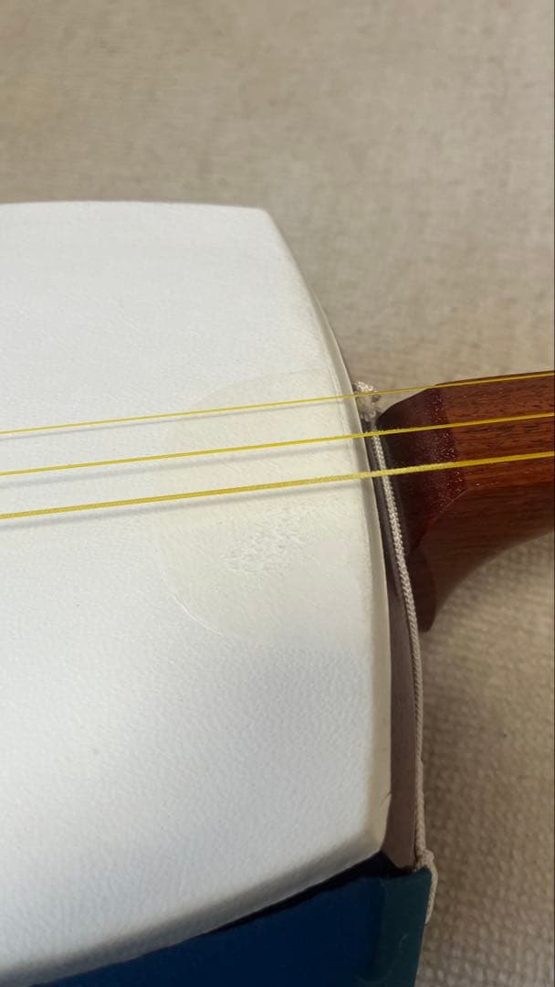 三味線本体 白/青 3弦【ケース付き】