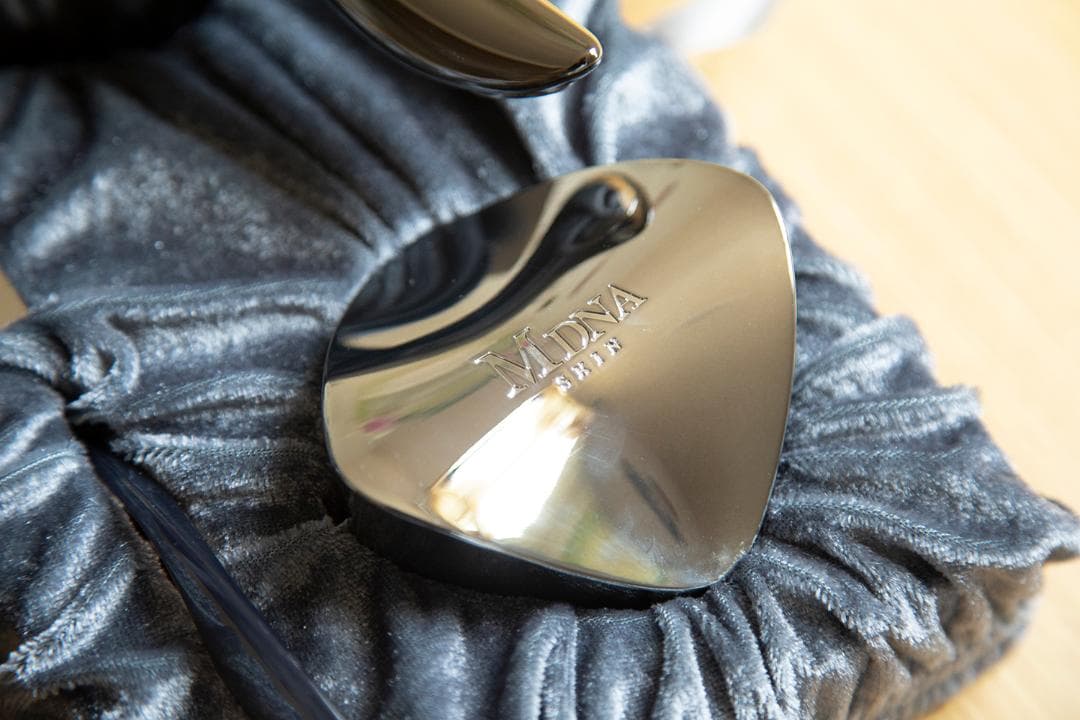 MDNA SKIN リジュビネーターセット