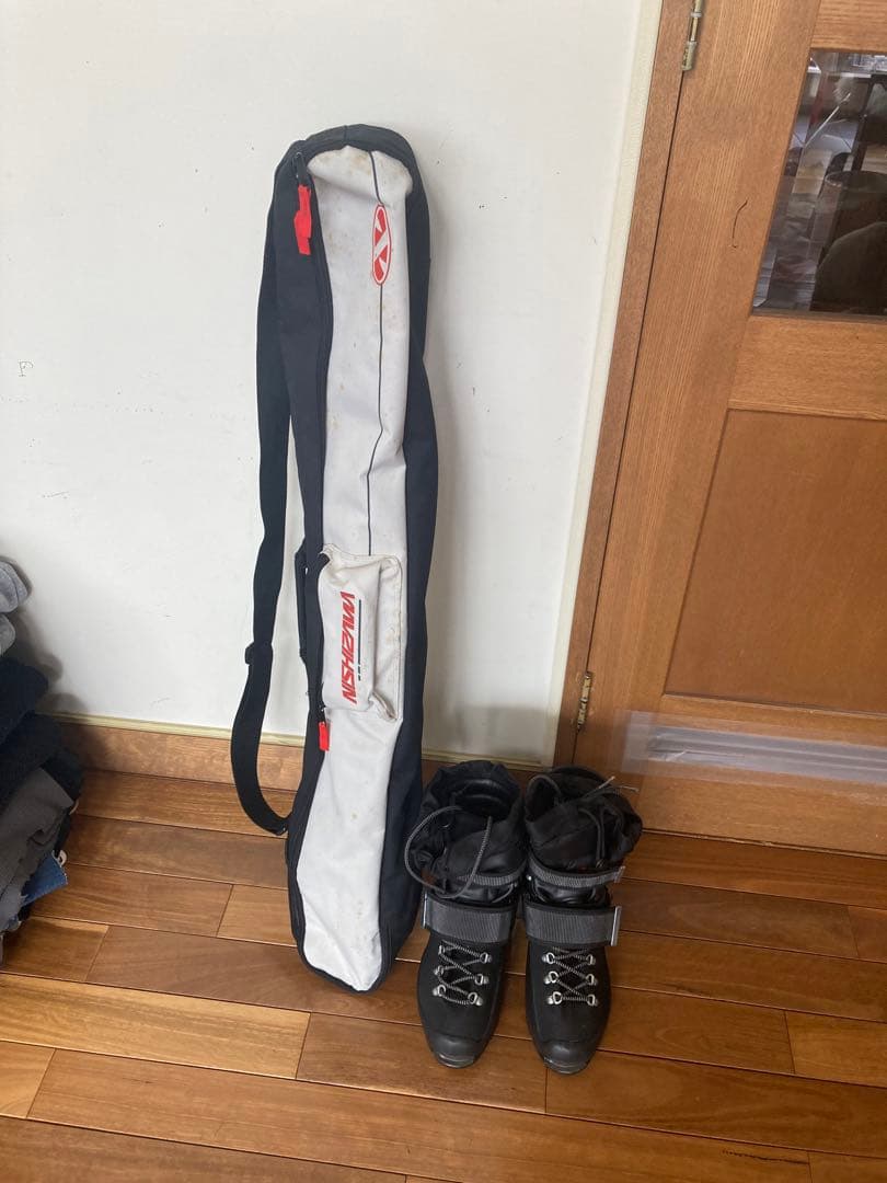 ショートスキー(ファン)ボード板と収納ケースとソフトブーツ26or27cmセット