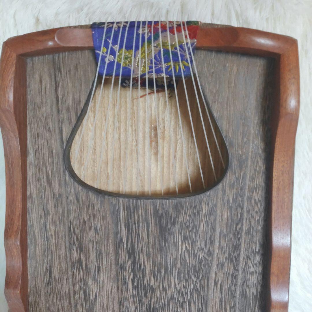 美品】十三弦琴 和楽器 弦楽器 すだれ彫り 高級琴柱付き
