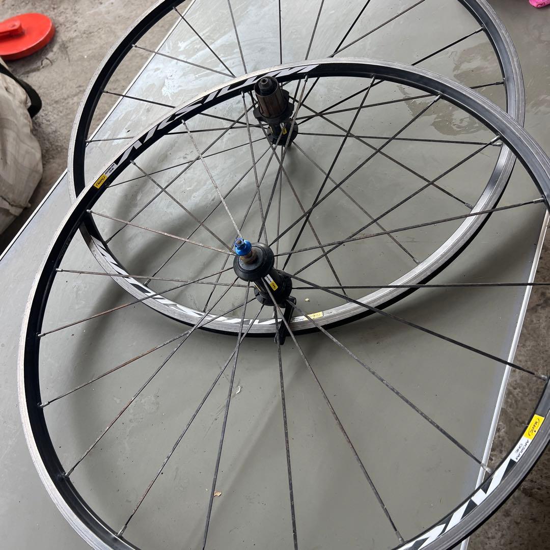 Mavic Aksium 700C 完組ホイール