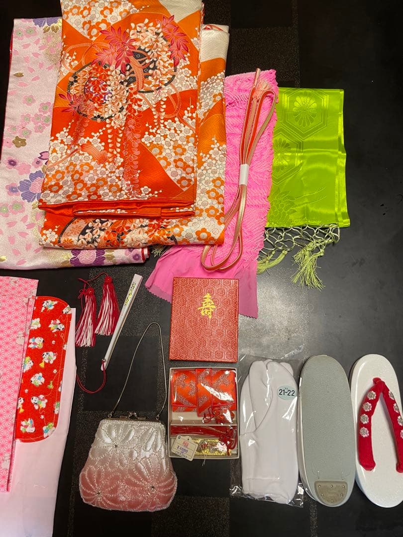再値下 新品 七五三 6歳7歳 8歳 140㎝ 草履21㎝ 正絹着物 四つ身着物