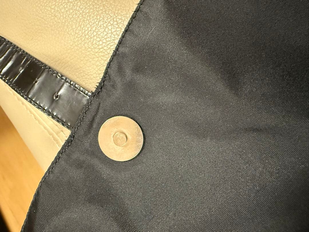 FROM JAPAN　PRADA ブラック リュック・バックパック