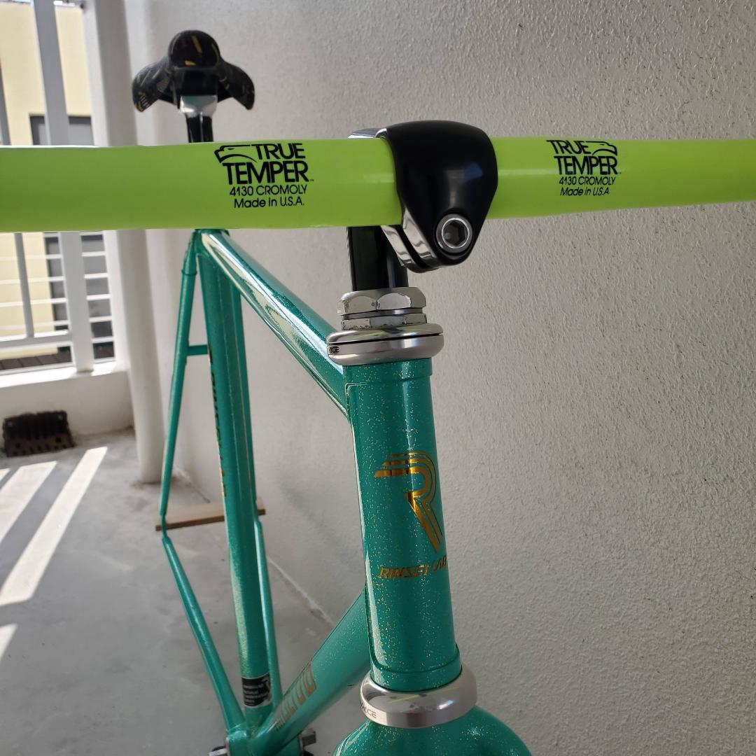 ティファニー風カラーシルバーラメ リンセイラボ RINSEI LAB レアパーツ