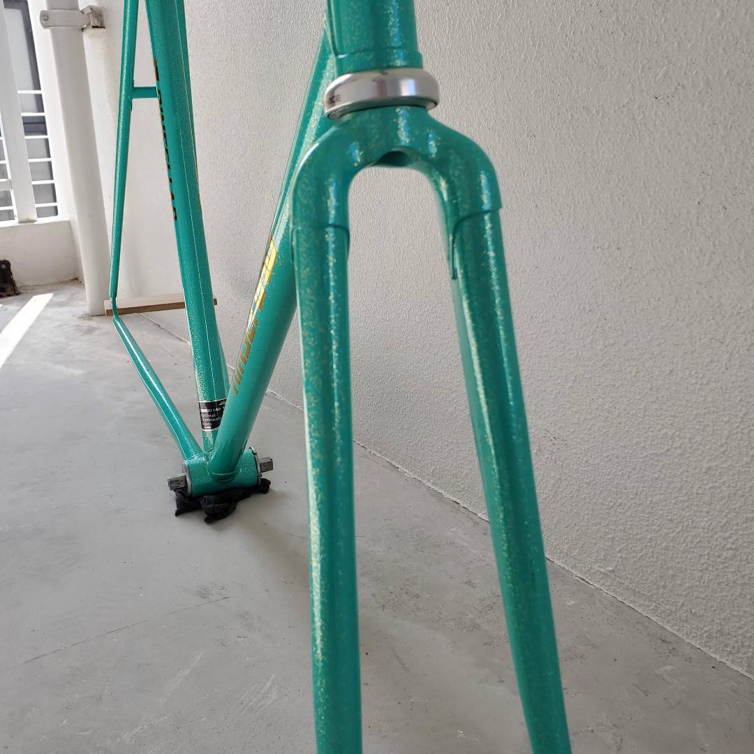 ティファニー風カラーシルバーラメ リンセイラボ RINSEI LAB レアパーツ