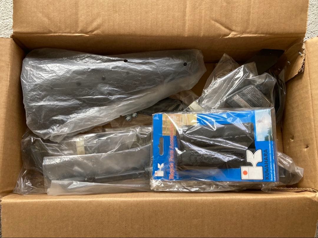 KUWAHARA SURVIVOR 26 引取限定　プラスおまけ