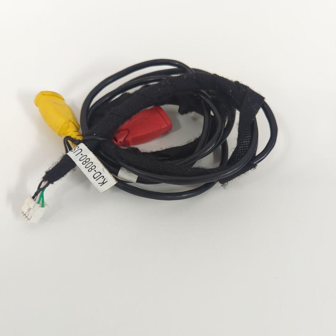 コメントご依頼 BMW F10用アンドロイドモニターCIC ４ピン