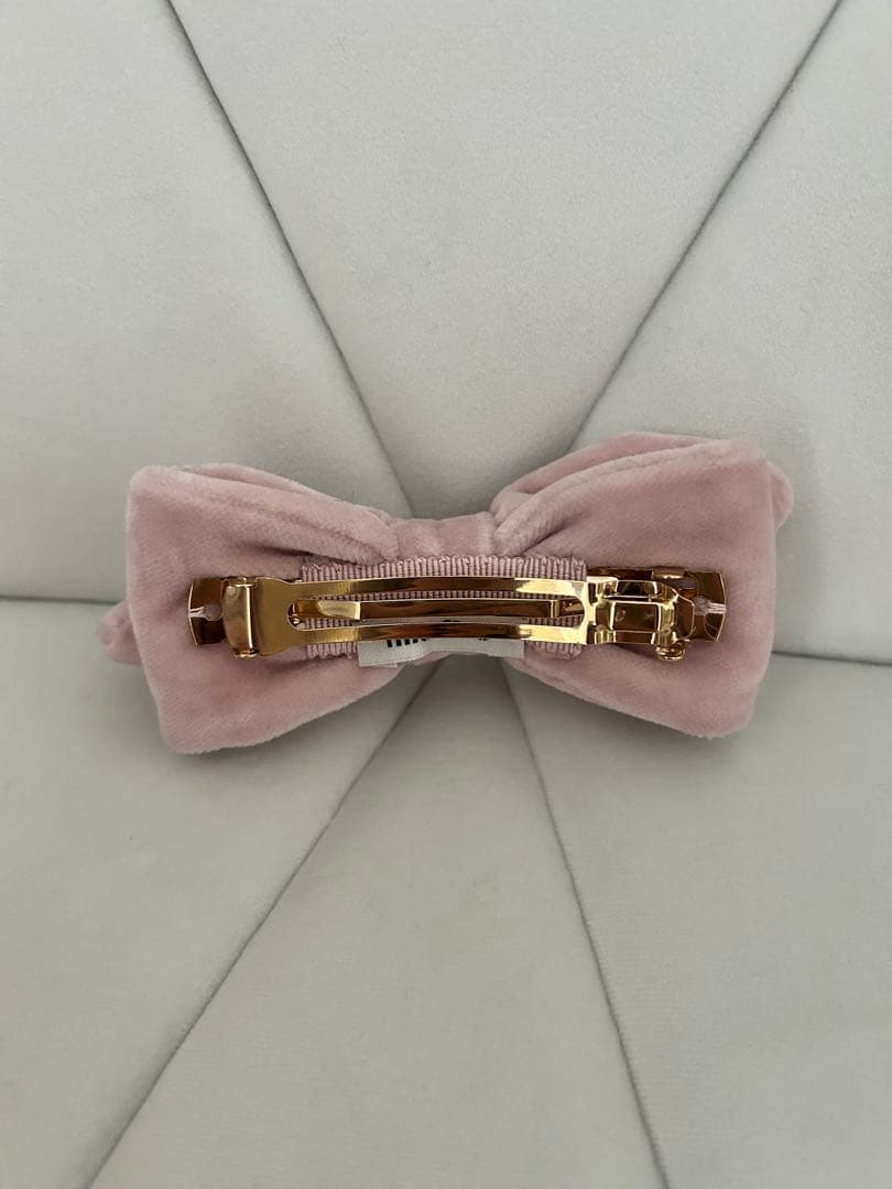 miu miu ベルベットリボンヘアピン