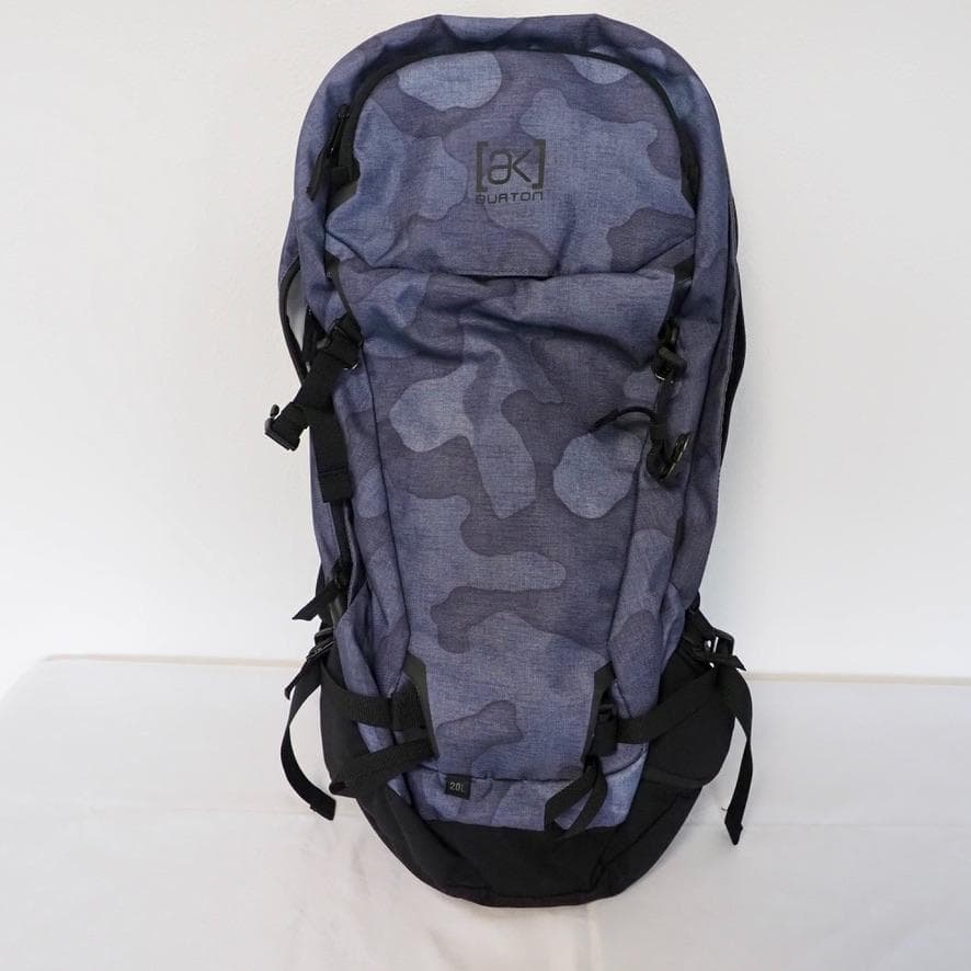 Burton [ak] インクライン 20L バックパック