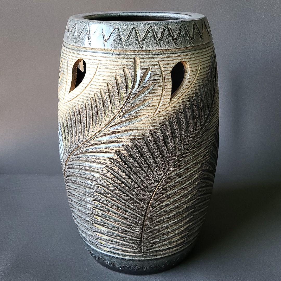 お値下げしました⤵信楽焼傘立て  シダ彫り 高さ５０cm 楽天市場】最大3000円OFFクーポン配布中 02/18(水)00:00〜 傘立て