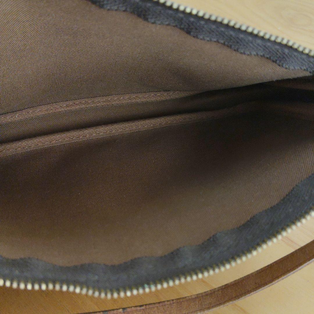 R*M様 ルイヴィトン　アクセサリーポーチ　ストラップ付