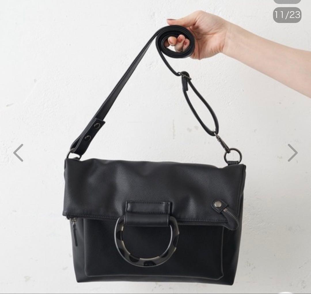 イアパピヨネ　きれいめDリュック　マルチウェイバッグ　手持ち3way