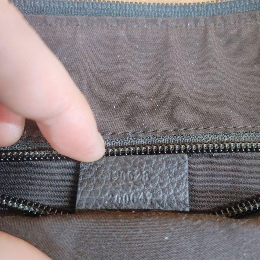 GUCCI　メンズ　ショルダーバッグ