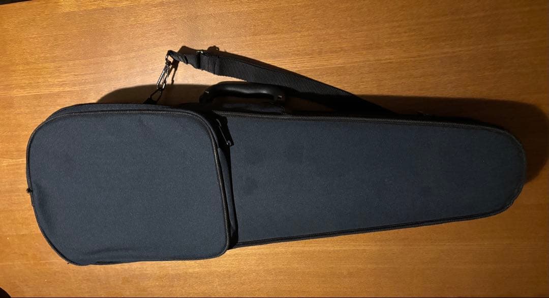 Suzukiバイオリン1/4 (230)本体 / 弓/ケース付き2016 年製造