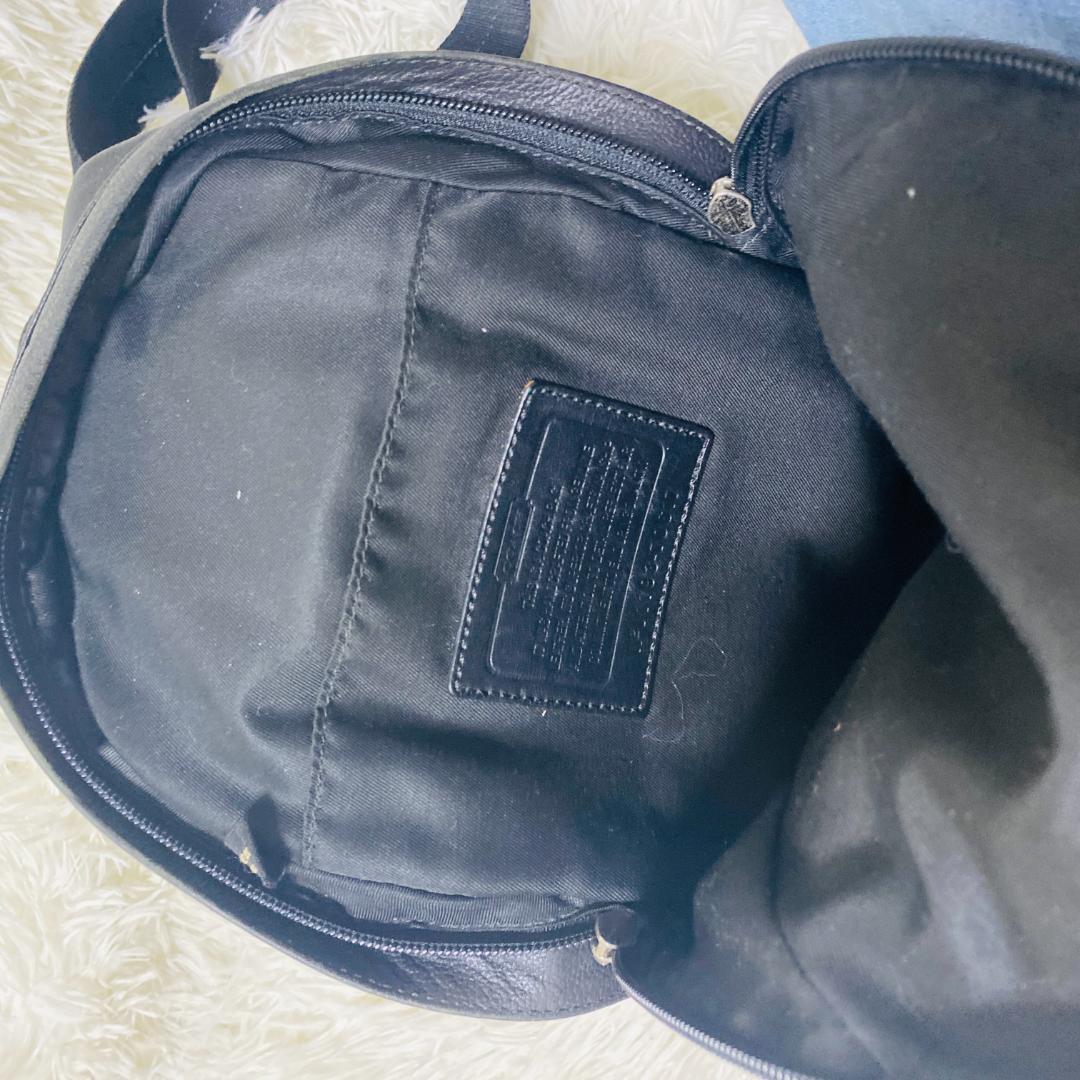 コーチ ボディバッグ トンプソン 本革 斜め掛け ロゴ型押し ブラック