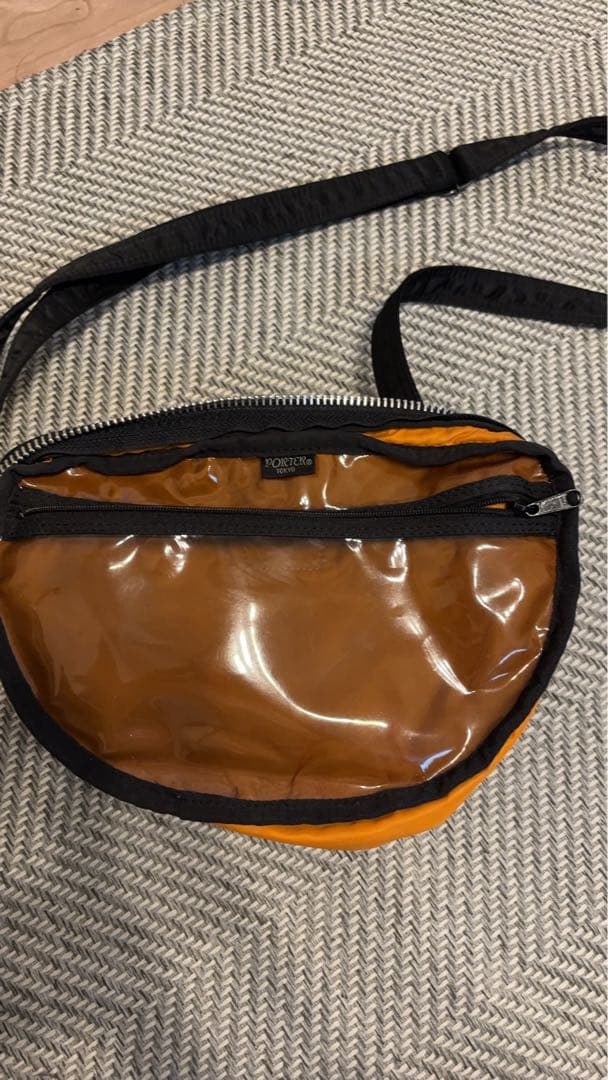 PORTER　タンカー　オーバル　ショルダーバッグ　ハーフムーン