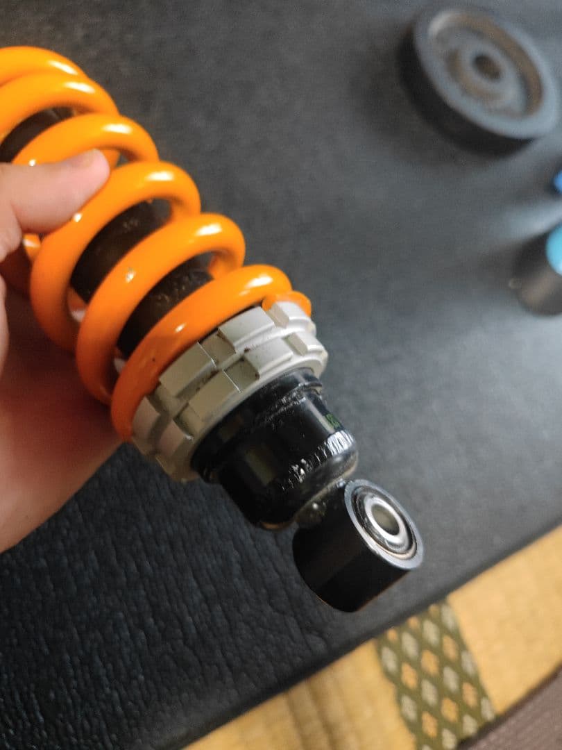 【マサヒコ様】 デイトナ グロム 強化リアサス 車高調整