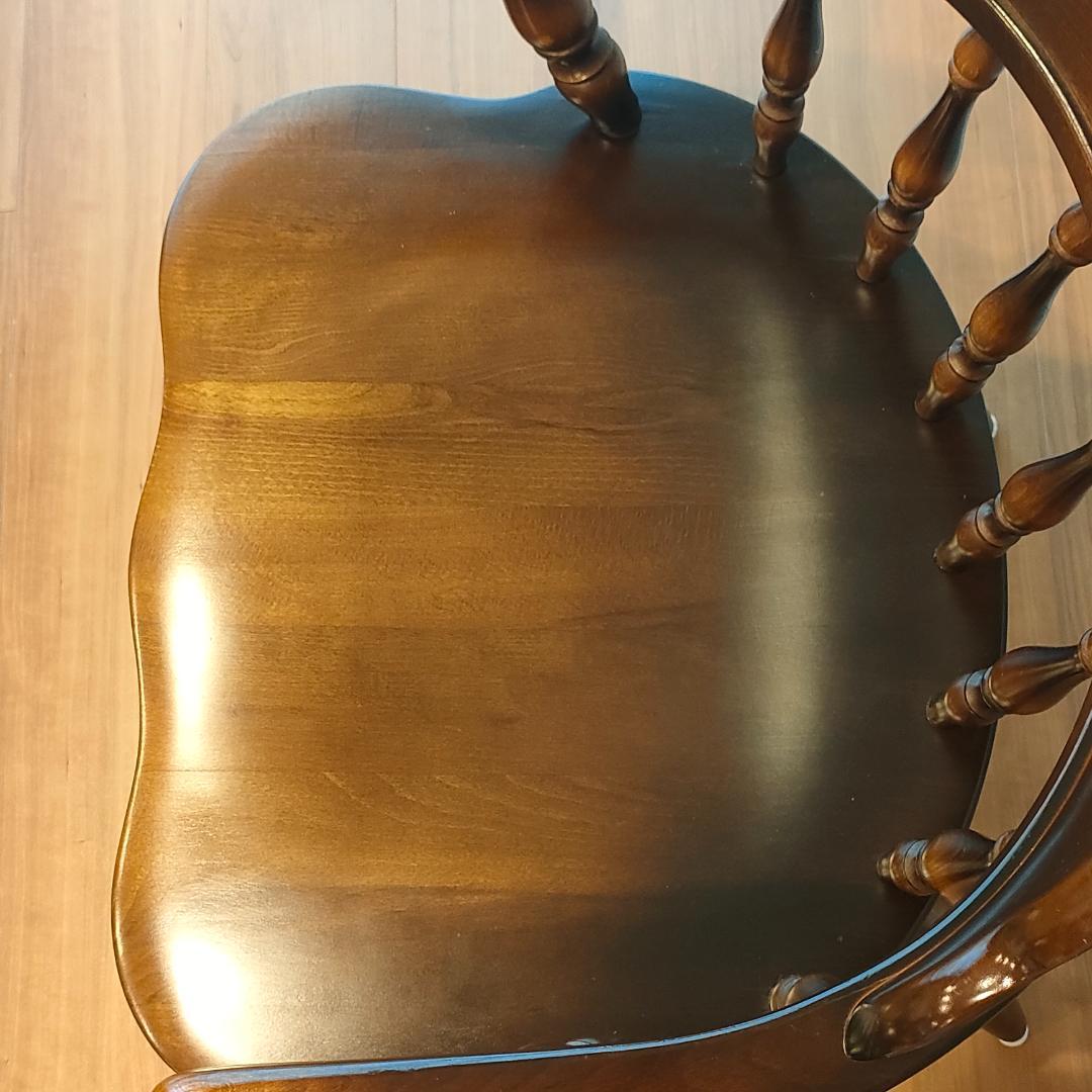 飛騨産業　アームチェア　ダイニングチェア　持ち手　ろくろ脚①