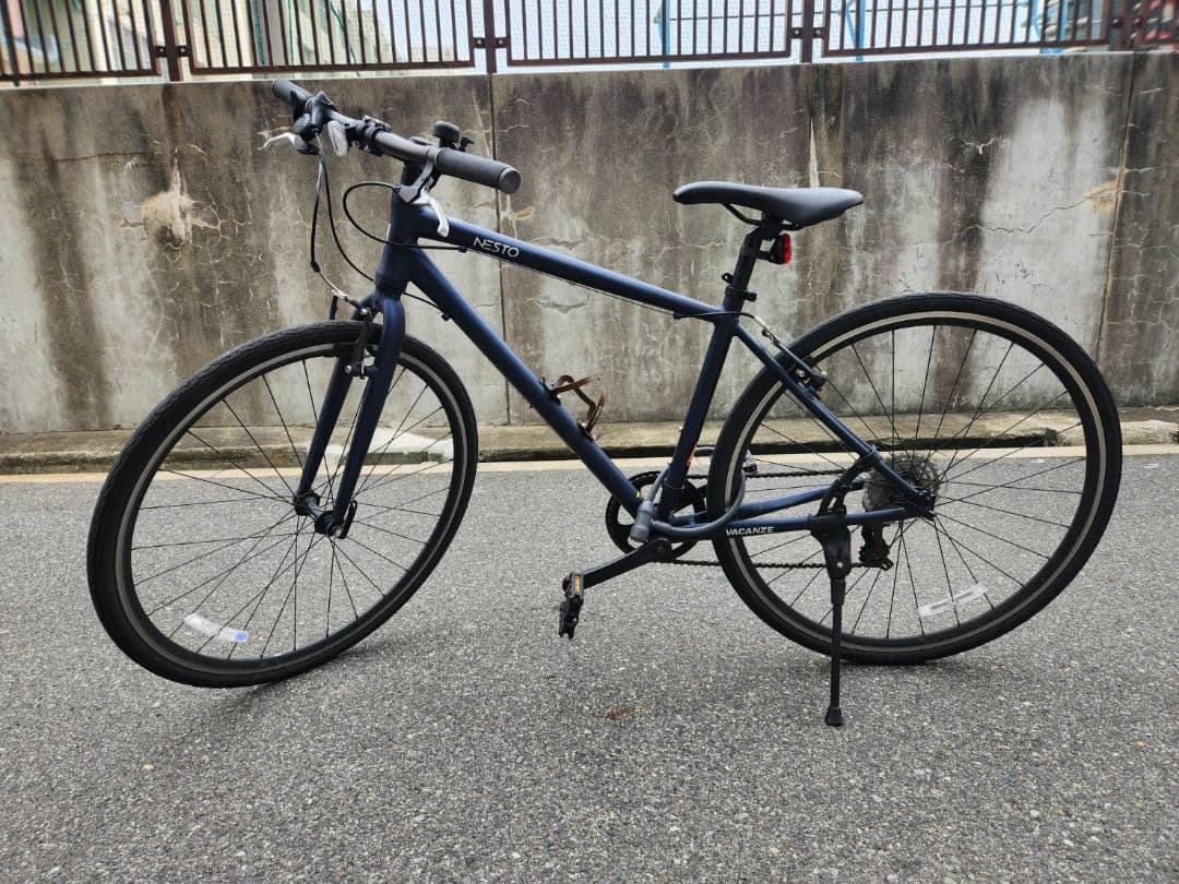 ５日間限定お値下げ★NESTO クロスバイク ネイビー7段変速 NESTO ( ネスト ) クロスバイク LIMIT TOUGH ( リミット タフ ) マット