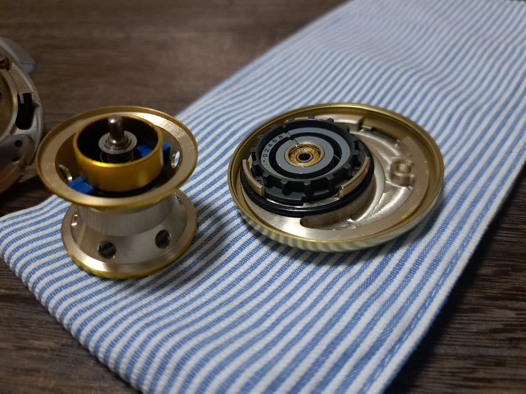 美品 希少 ダイワ ミリオネア CV-Z105 ① - メルカリ