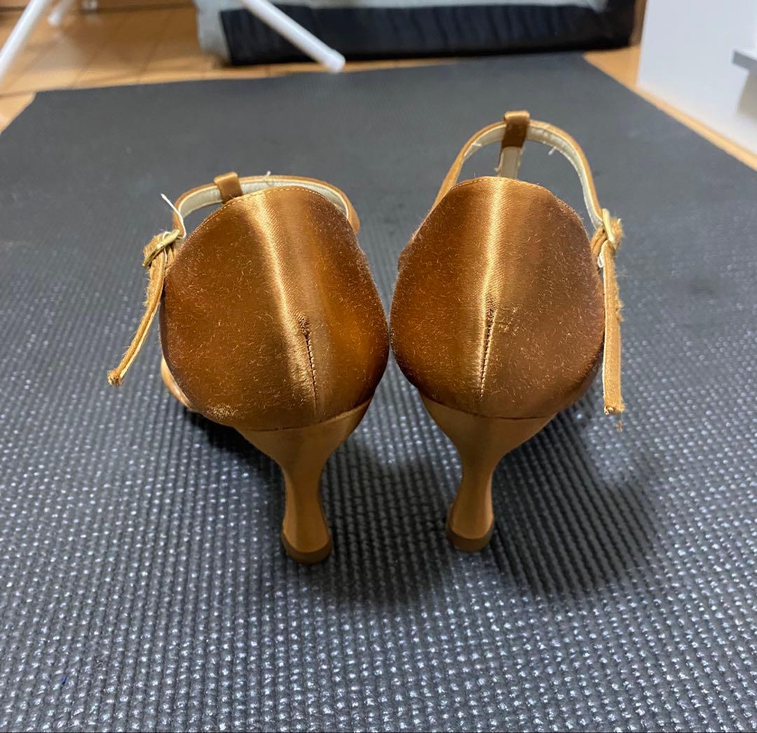 【期間限定セール中】Kent製 ラテンシューズ　23.5cm