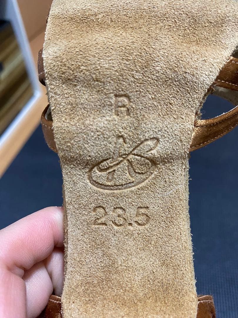 【期間限定セール中】Kent製 ラテンシューズ　23.5cm