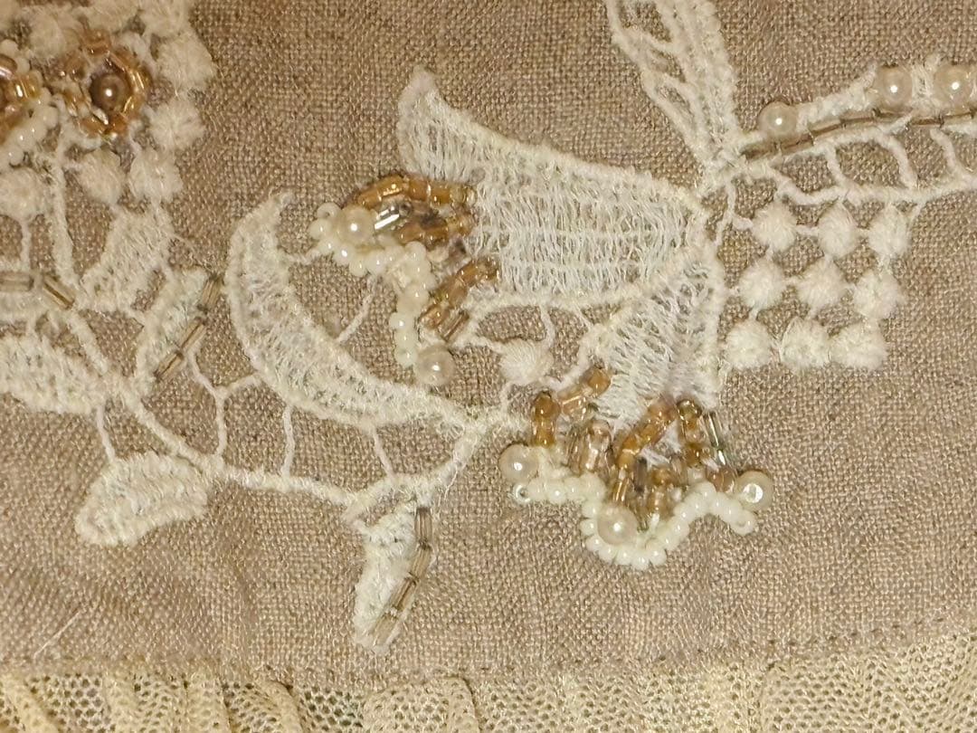 最終お値下◇さえら◇ヒスクローネ◇リネンパンツ◇ナチュラル◇ビジュー装飾◇美品