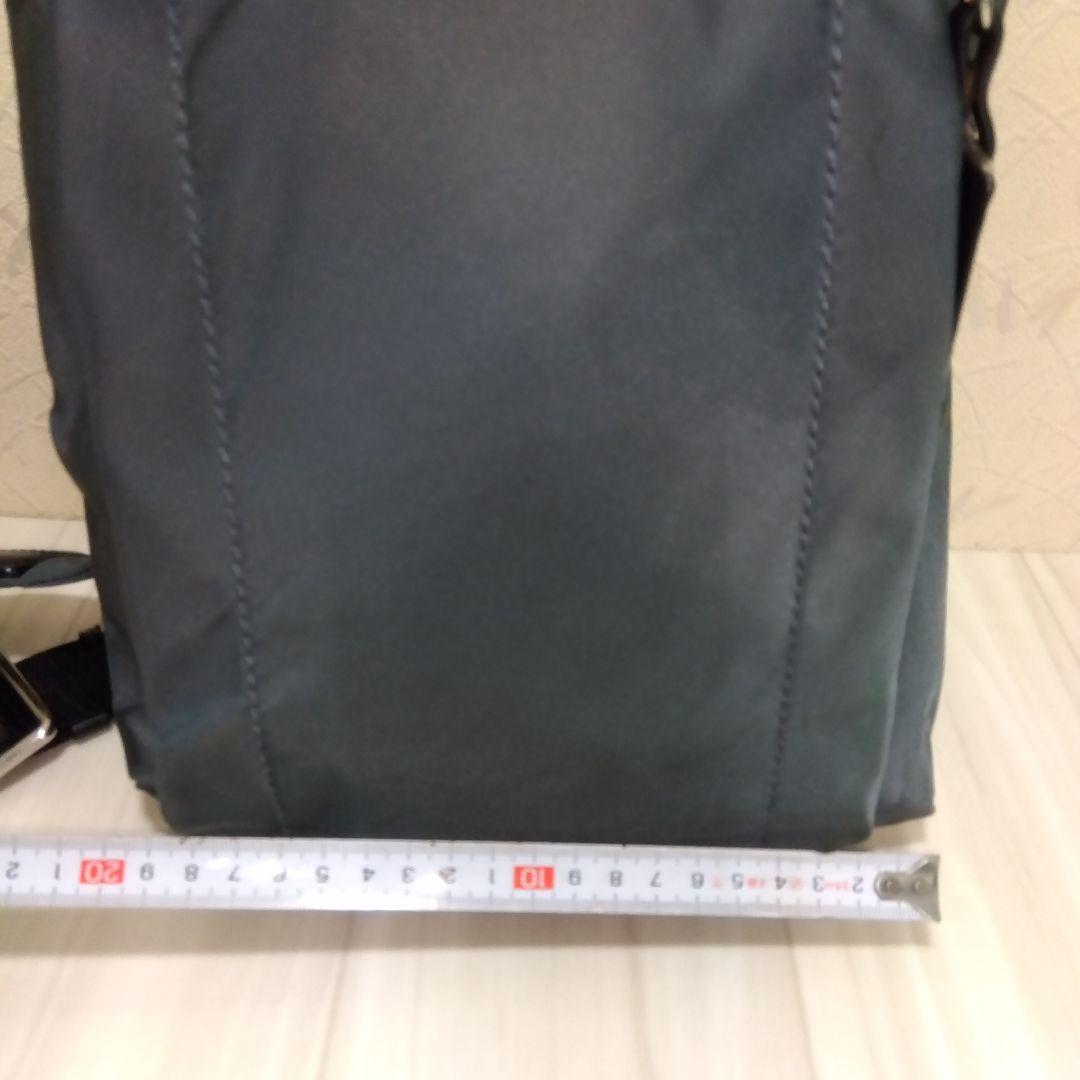 良品TUMI ボディバッグ グレー