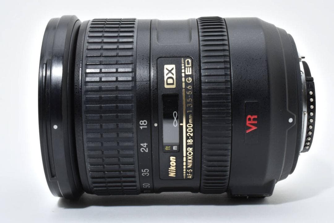 ★美品★ニコン AF-S DX 18-200mm ED VR #557