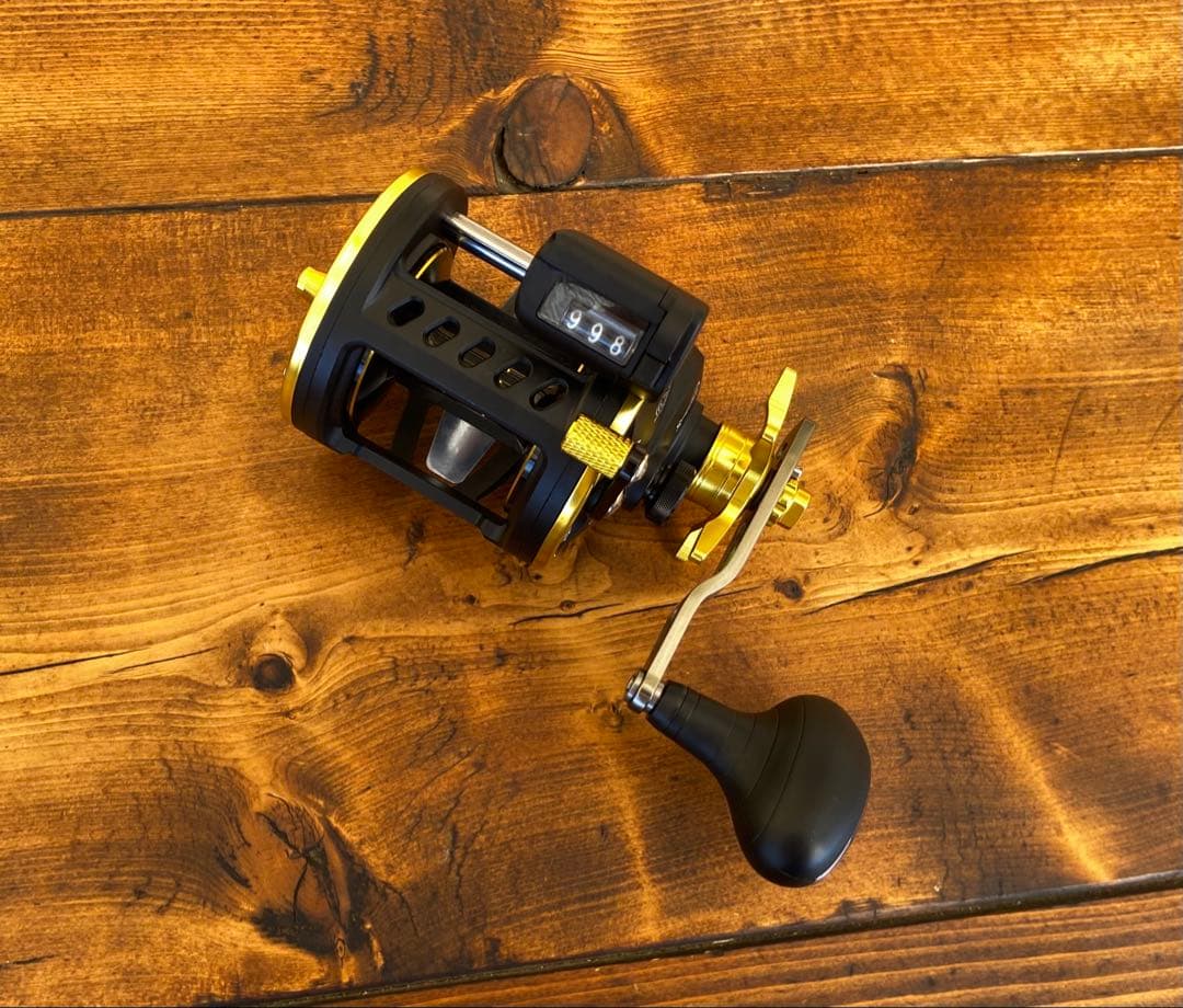 ジギングリール　大型魚対応　船釣り　海釣り　ベイトリール　パワーハンドル　丸型