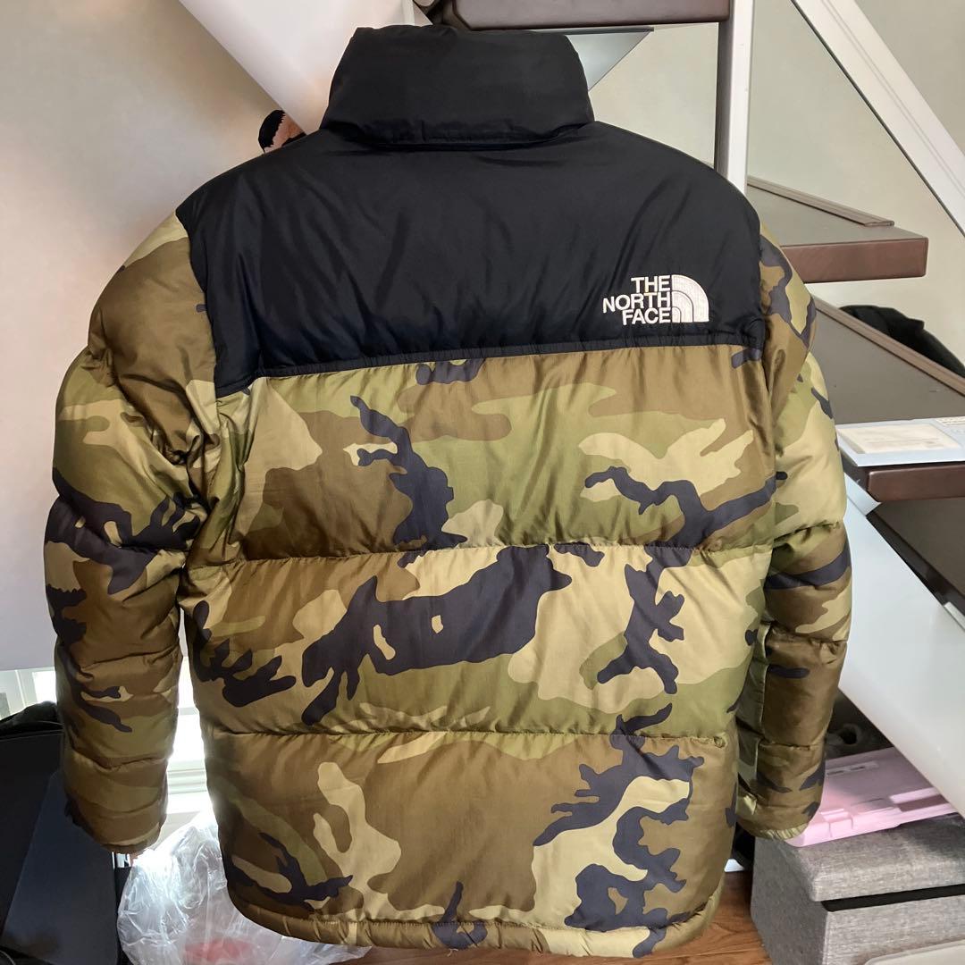 THE NORTH FACE カモフラージュ ダウンジャケット　ヌプシ
