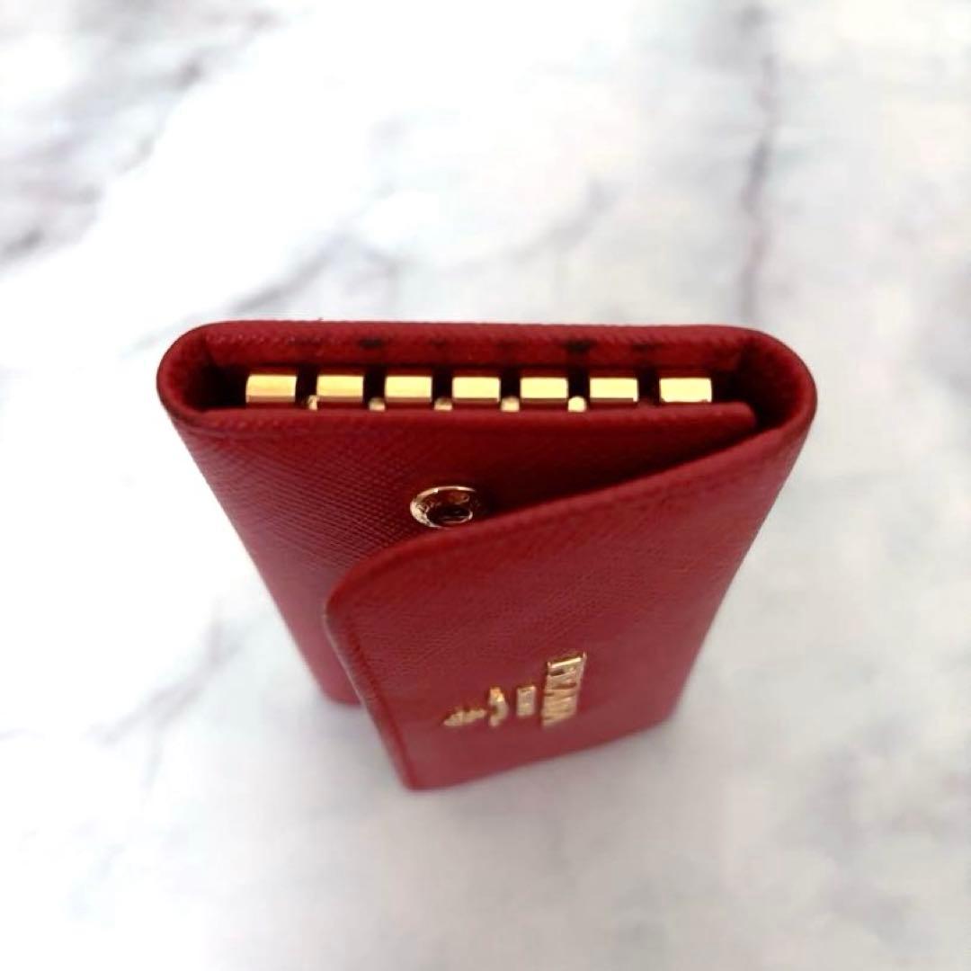 PRADA プラダ6連キーケース