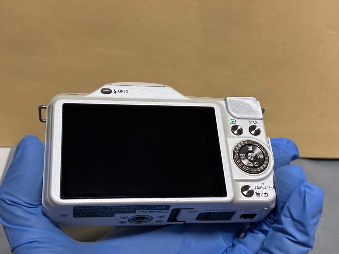 デジタルカメラ Panasonic Lumix GF5