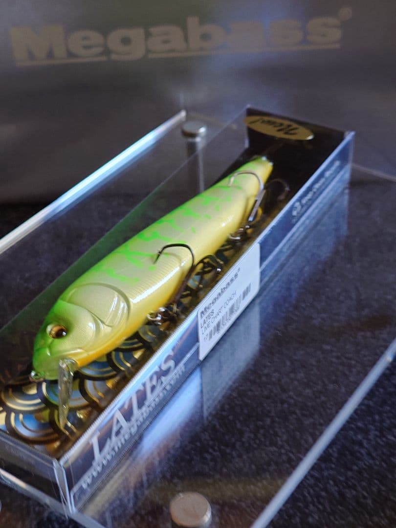 メガバス ラテス 旧型(廃盤) 初回NEW ライムチャートコーチ 新品未開封