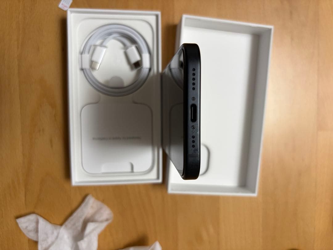 iPhone15 128GBブラック 本体　SIMフリー　ios26