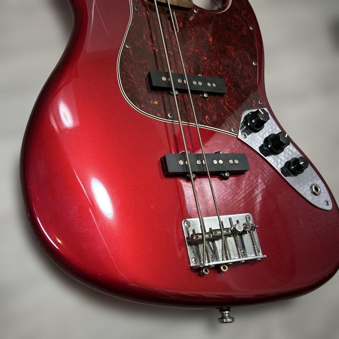 Kaalena 赤いエレキベース ダブルコイルピックアップ