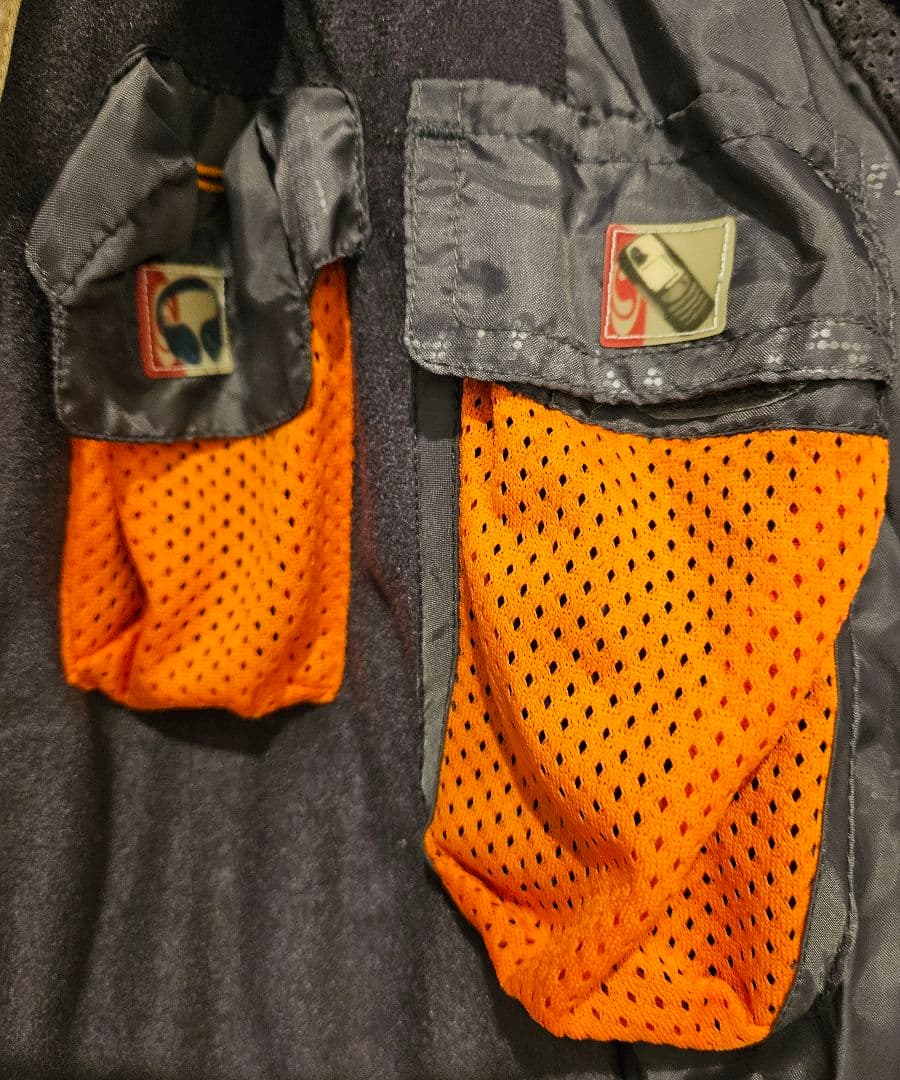 サロモン☆スノボー☆スキー☆スノーウェアー☆美品