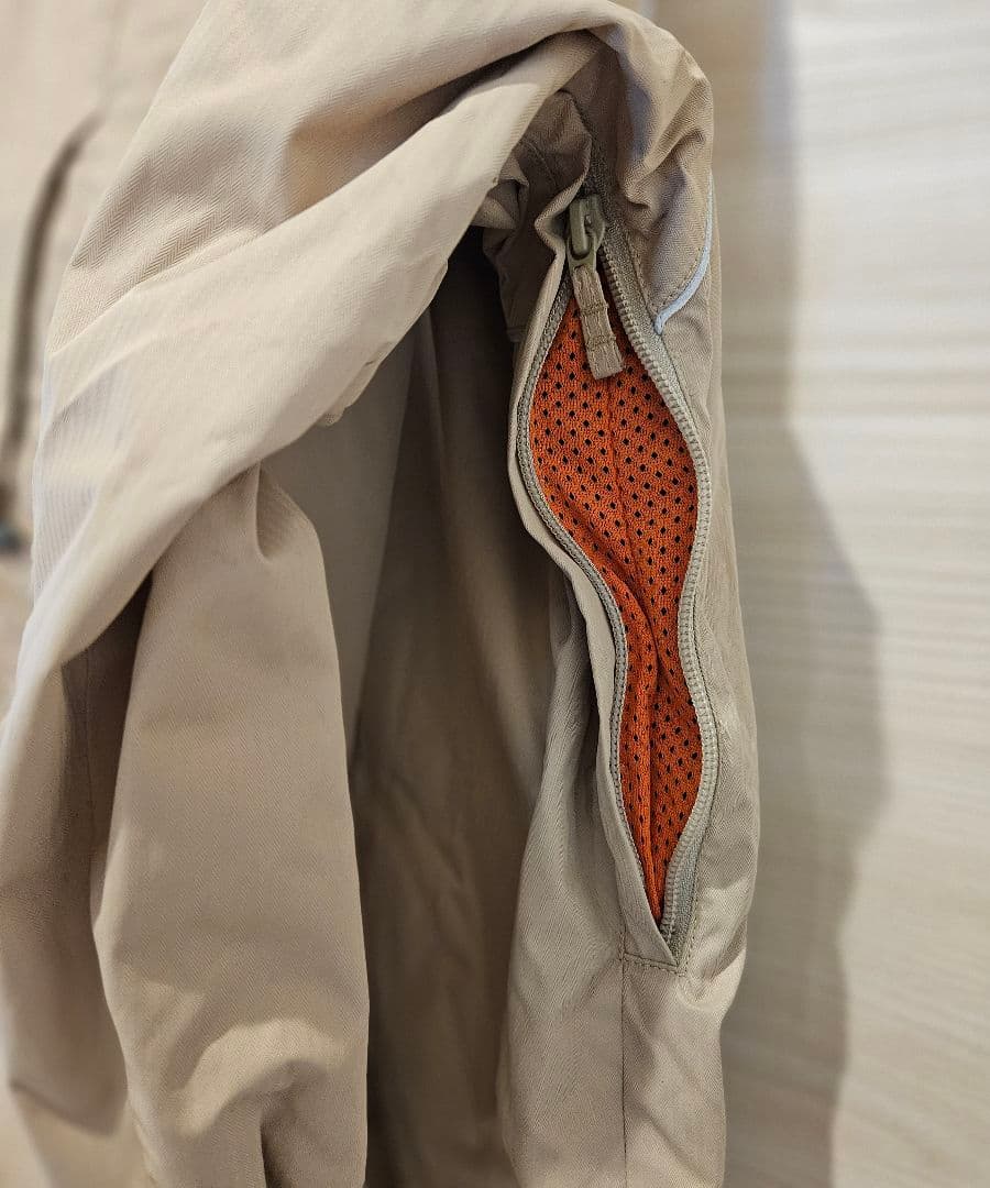 サロモン☆スノボー☆スキー☆スノーウェアー☆美品