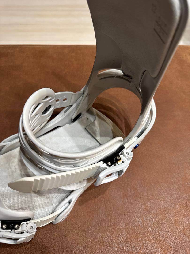 Burton Cartel Re:Flex 22-23 カーテル　Sサイズ