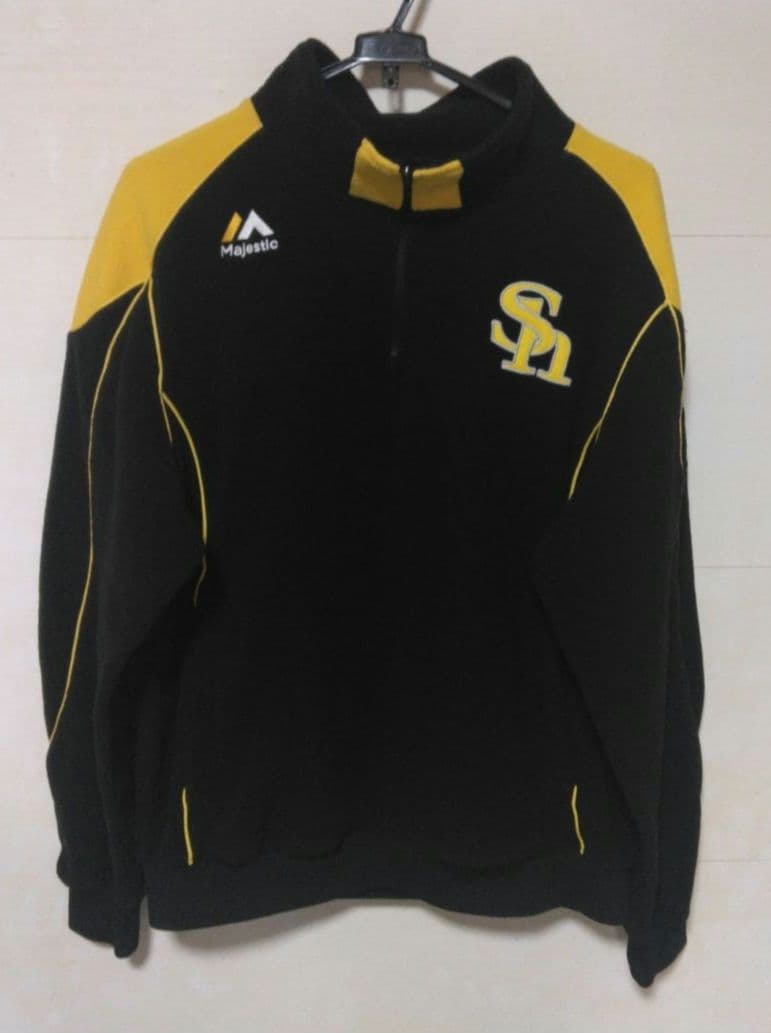 ソフトバンクホークス牧原大成選手　Majestic フリースジャケット