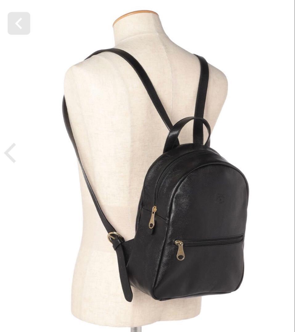 ひろみ【未使用級】IL BISONTE リュック レザー ブラック 現行