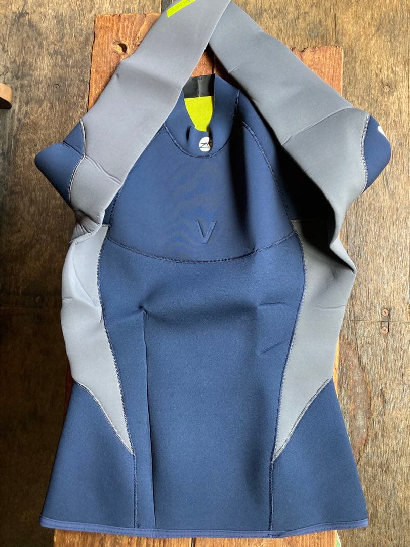 Ｚｈｉｋ ザイク 　スーパーウォームＶ　トップ　レディース　ＸＬ