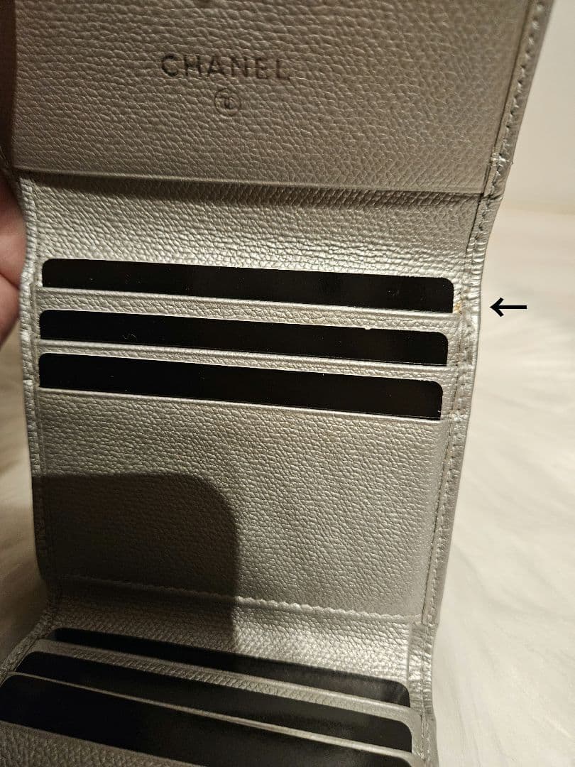 CHANEL【極美品✨希少】ココマーク三つ折り財布　Ｗホック　シルバー付属品完備